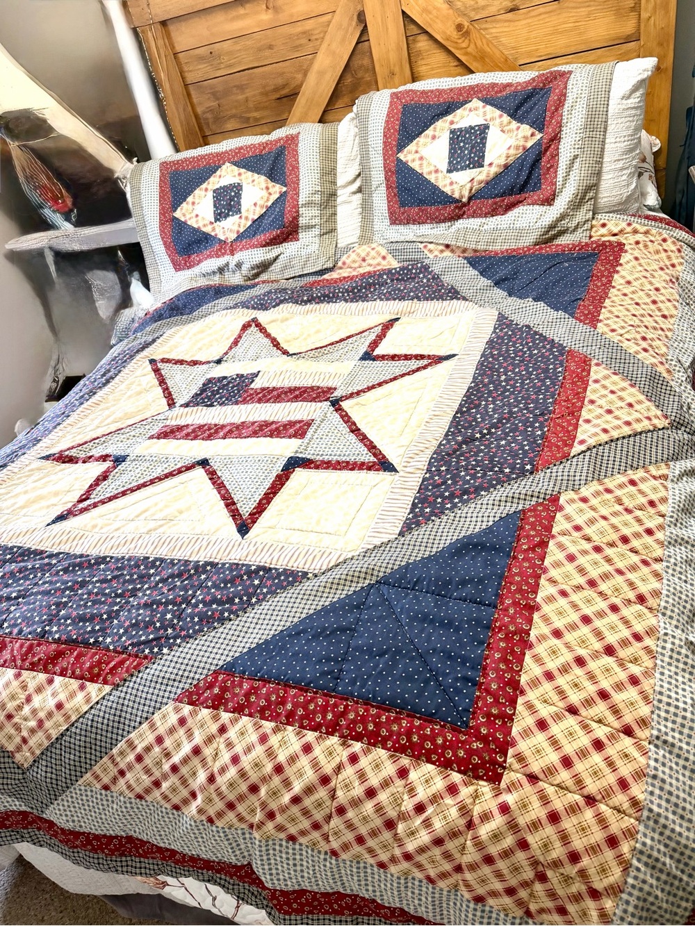JCPenney Full/Queen Home Collection Patriotic Americana Star Patchwork Quilt set
